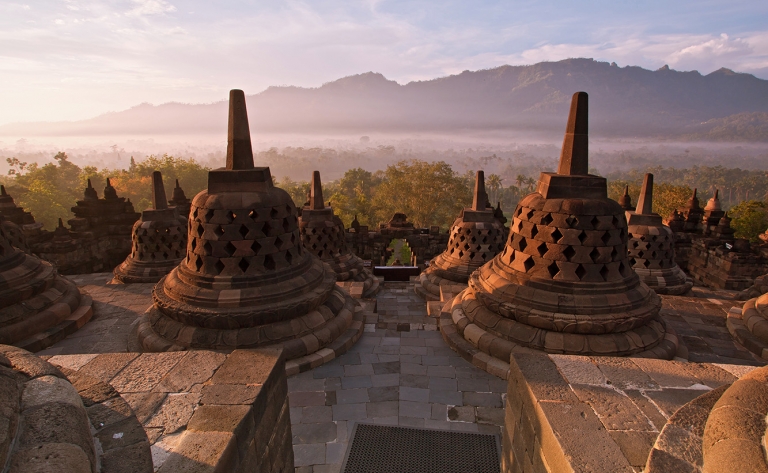 Randonnée à Selogriyo et visite du temple de Borobudur