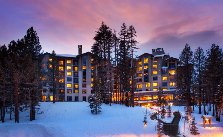 Hotel Mammoth Hot Springs
