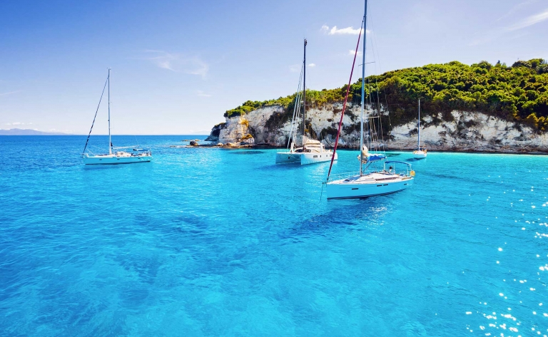 Croisière privative dans l'archipel de la Guadeloupe avec skipper et équipage